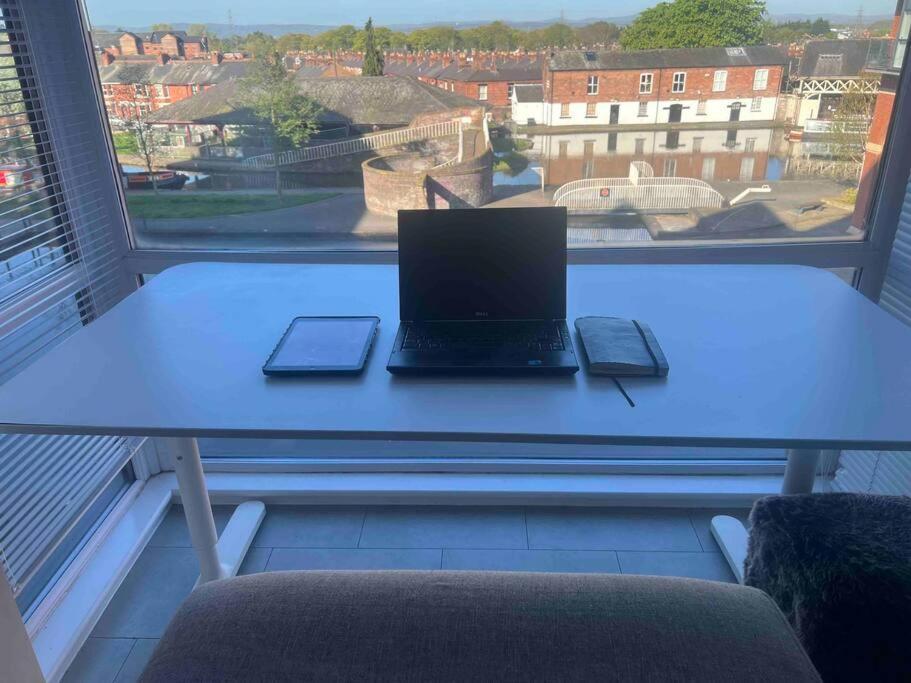 City Centre 2 Bed Apartment Chester Luaran gambar