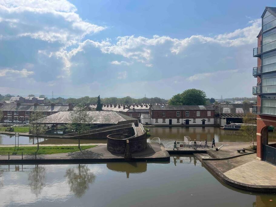 City Centre 2 Bed Apartment Chester Luaran gambar